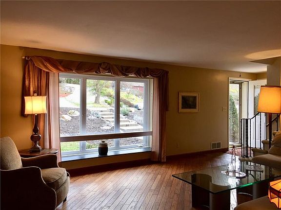 3rd image of 1198 Driftwood Dr