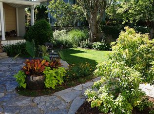 1422 Forres Ave, Saint Joseph, MI 49085