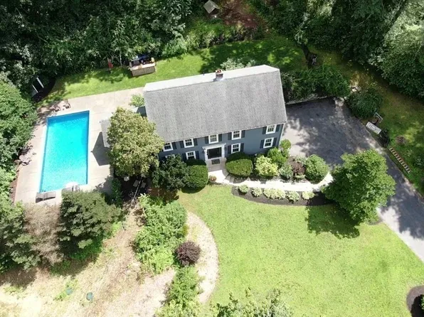 53 Ridge Hill Rd, Sudbury, MA 01776