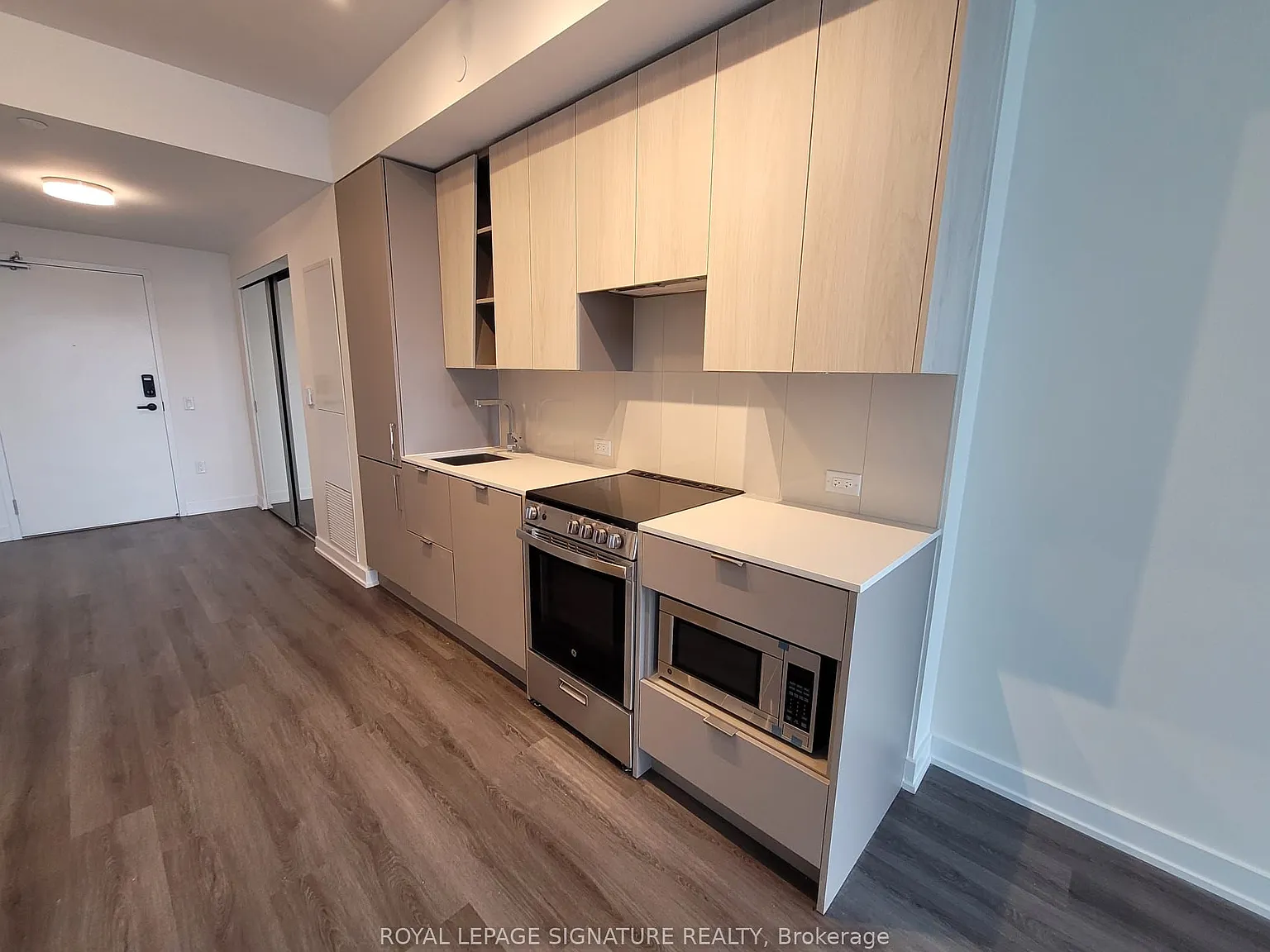 2 bed, $2,300 — Photo 2