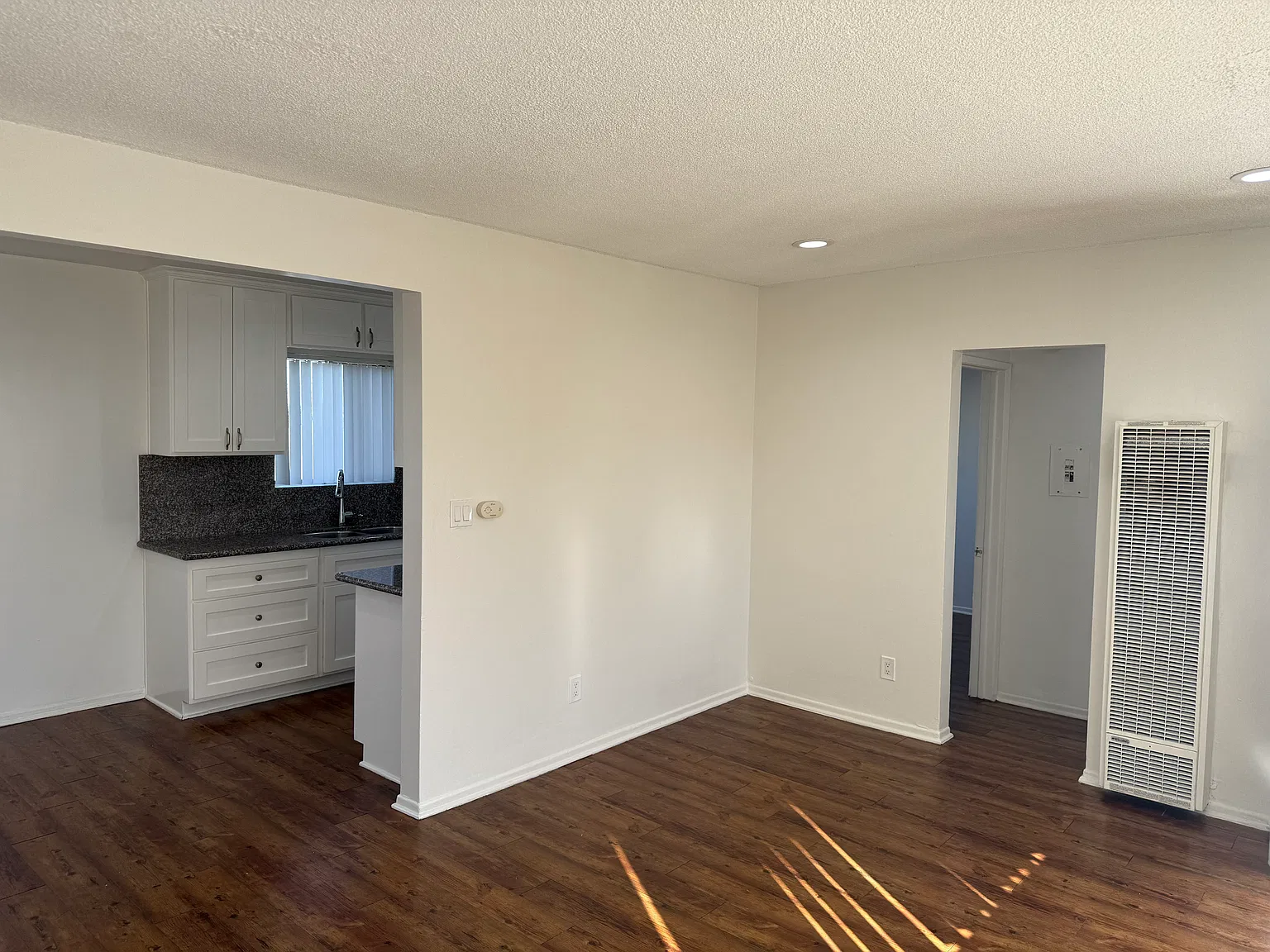 1 bed, 650 sqft, $1,700 — Photo 4