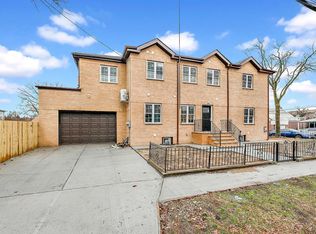 13440 224th St #2, Springfield Gardens, NY 11413