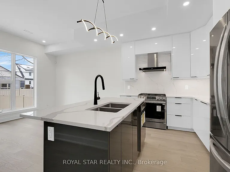 553 Mutual St — Photo 13