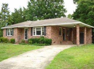 7018 Terrace Dr, Charleston, SC 29406