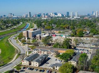 3641 N Macgregor Way #42, Houston, TX 77004