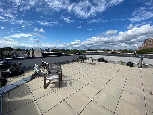 Rented by Lodger Corp | media 9