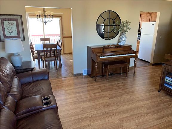 5th image of 2953 Marcella Dr