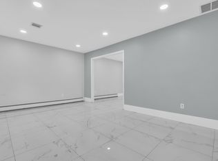 233 Oak La, Manchester, NJ 08759