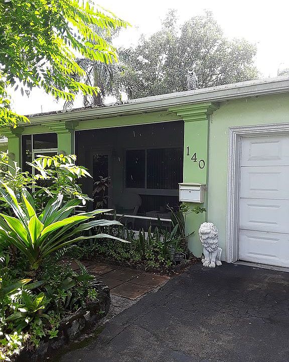 1st image of 140 NE 30th Ct