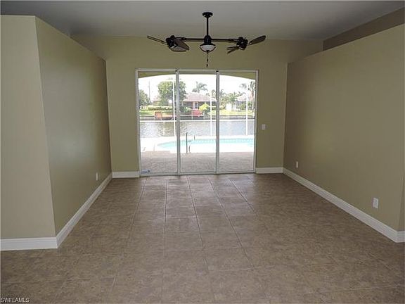 5th image of 2618 SW 37th Ter