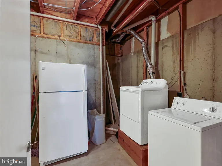 31 Valerian Ct — Photo 21