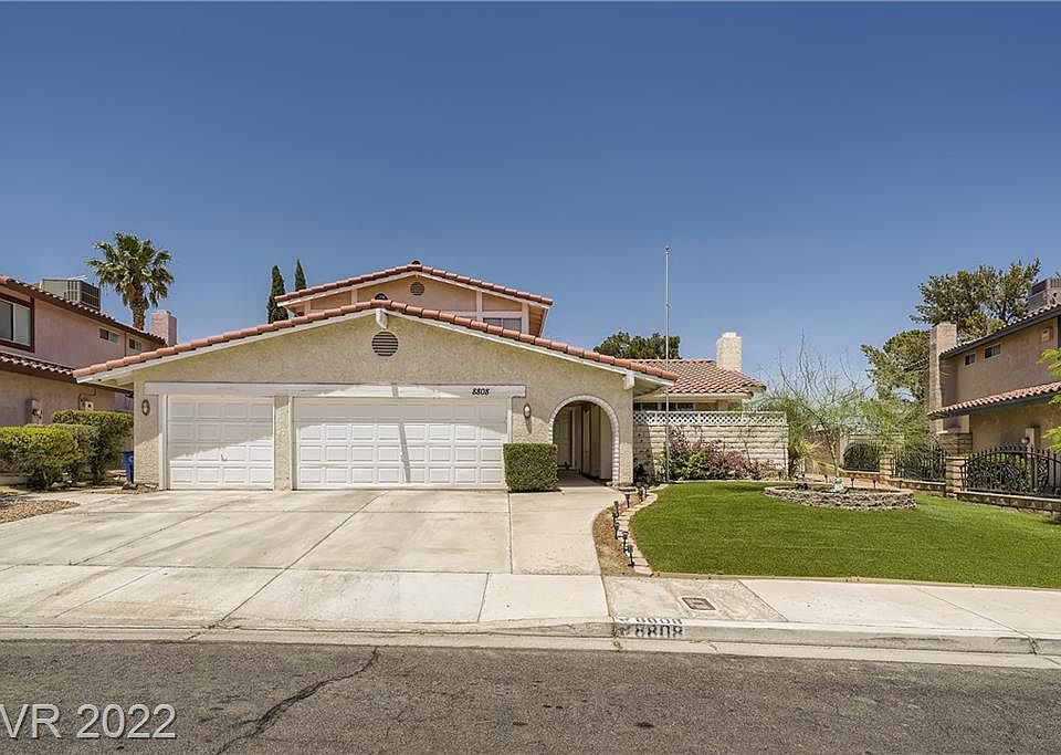 1st image of 8808 Napoli Dr