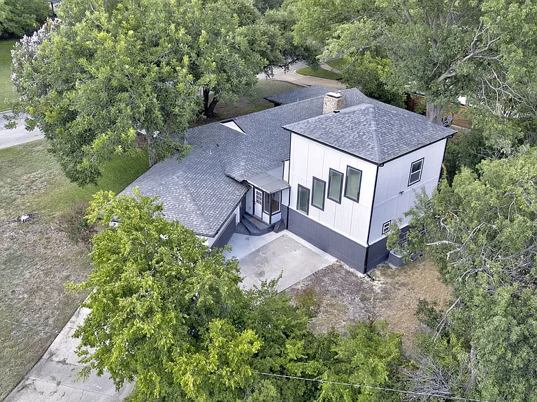 6749 Fortune Rd — Photo 1