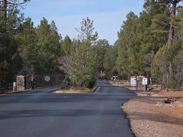 2120 Pine Grove Dr, Show Low, AZ 85901