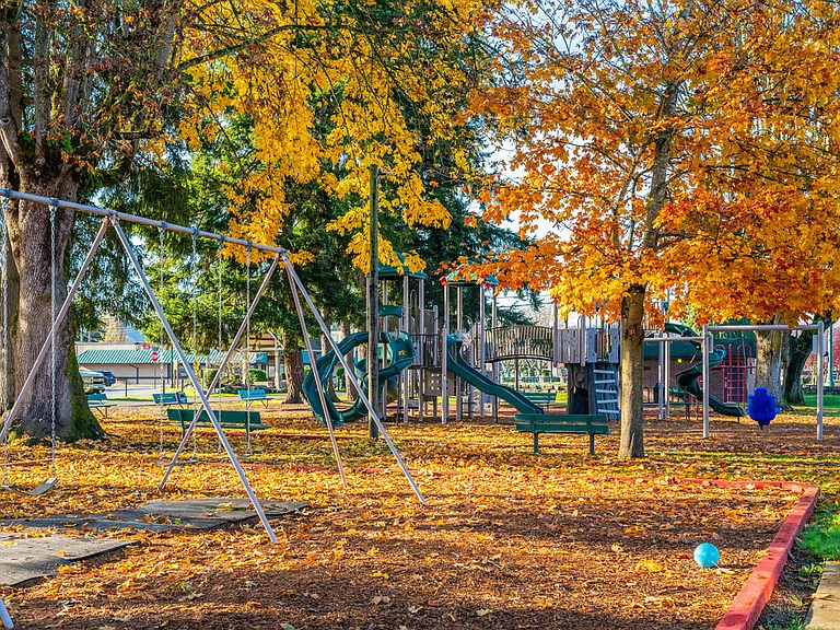 Amazing City Park that lines main street just walking distance from your sudio.