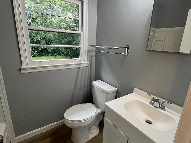 204 Ravenwood Way — Photo 11