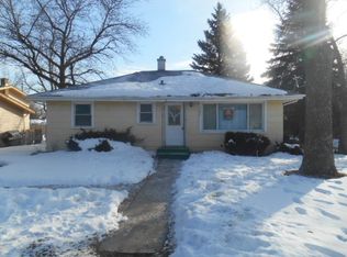 601 N Frolic Ave, Waukegan, IL 60085