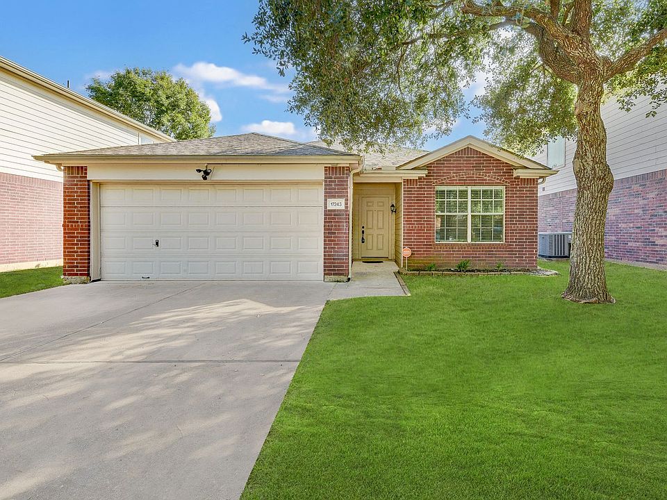 1st image of 17243 S Summit Canyon Dr