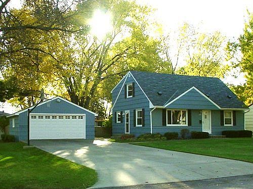 Front of house, garage 