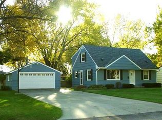 8342 Vincent Ave S, Bloomington, MN 55431
