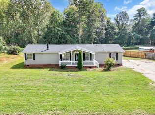 404 Roe Rd, Greenville, SC 29611
