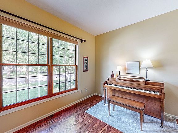 Office/piano room