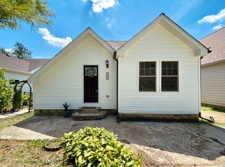 5219 West Ln, Mccullom Lake, IL 60050