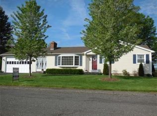 2 Truehart Dr, Easthampton, MA 01027