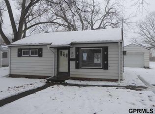 631 N 15th St, Blair, NE 68008