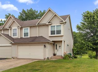 1602 Peachtree Ln, Lockport, IL 60441