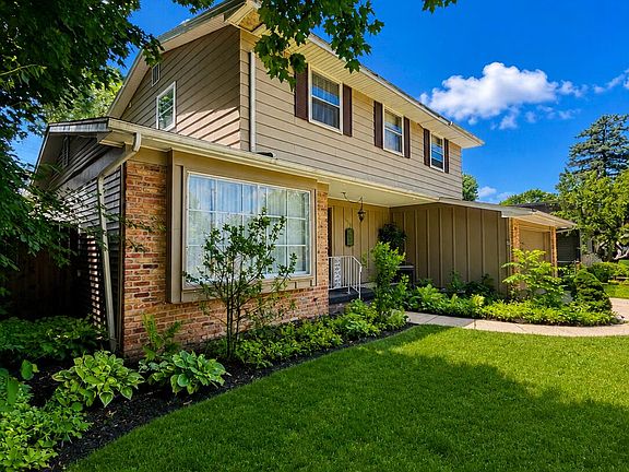 3rd image of 2709 Belaire Dr