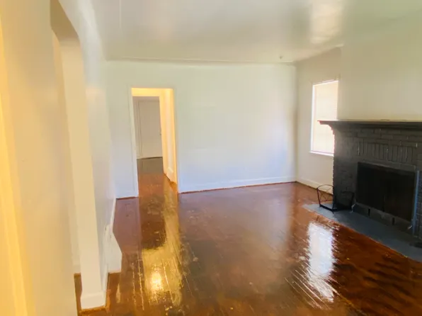 8911 Steel St, Detroit, MI 48228