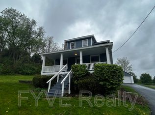 845 Center Rd, Pittsburgh, PA 15239