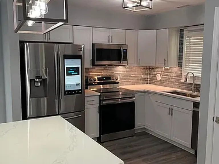 710 Branniff Dr — Photo 4