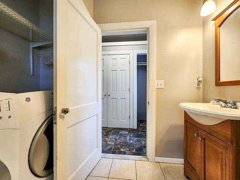 44 Washburn St — Photo 12