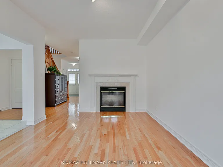 15 Briarglen Rd — Photo 14