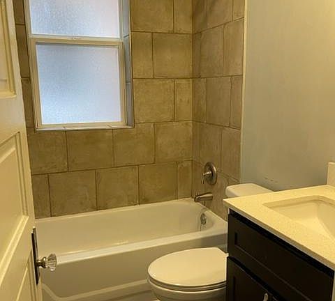 5th image of 3425 Juniata St Floor 1