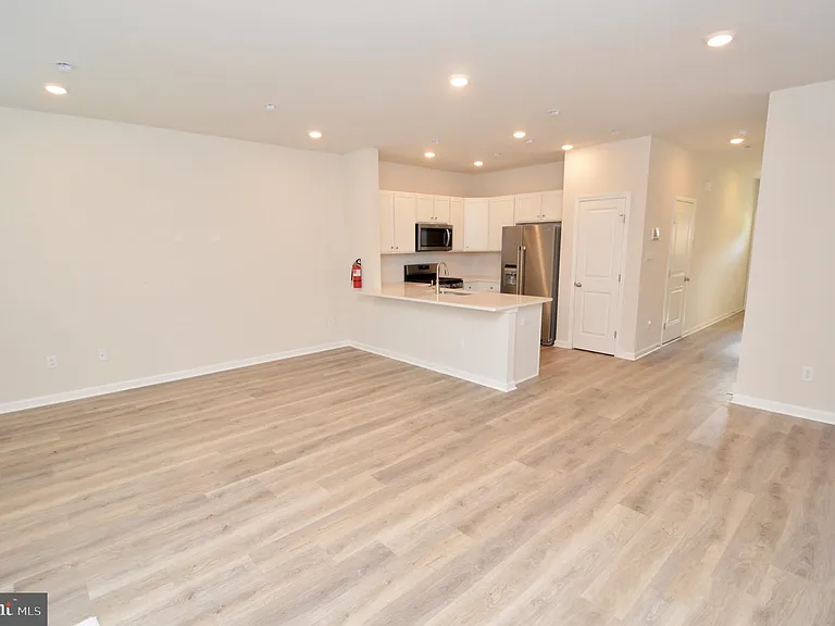 78 Nelsons Way — Photo 5