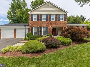 1746 Crestview Dr, Rockville, MD 20854