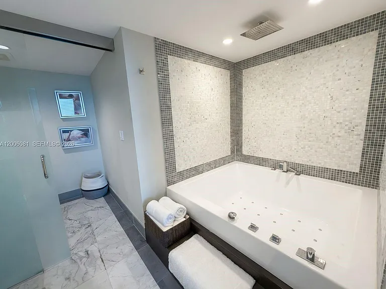 200 Biscayne Boulevard Way #4310 — Photo 17