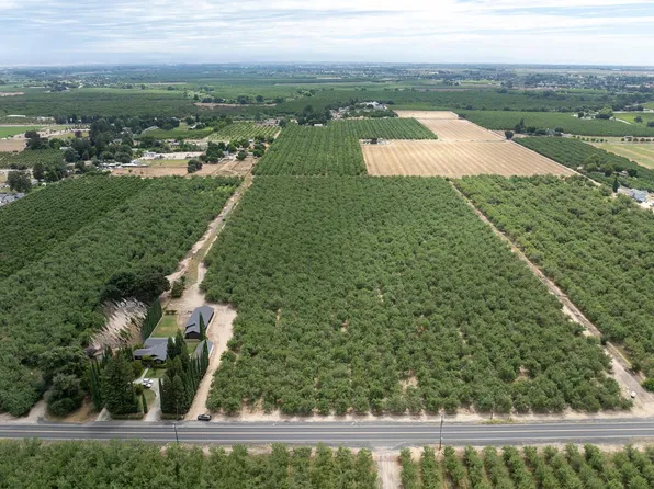 22342 Henry Rd, Escalon, CA 95320