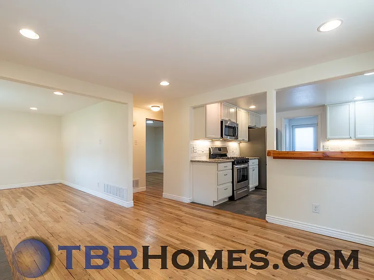 6929 Reno Dr — Photo 5