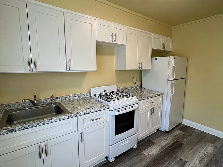 3708 Erdman Ave — Photo 3