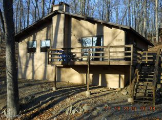 109 Bond St, Bushkill, PA 18324