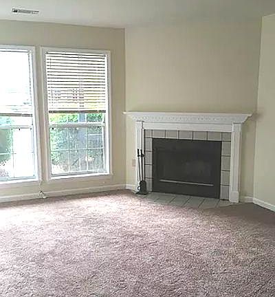 5th image of 406 S Sherwood Dr APT 3