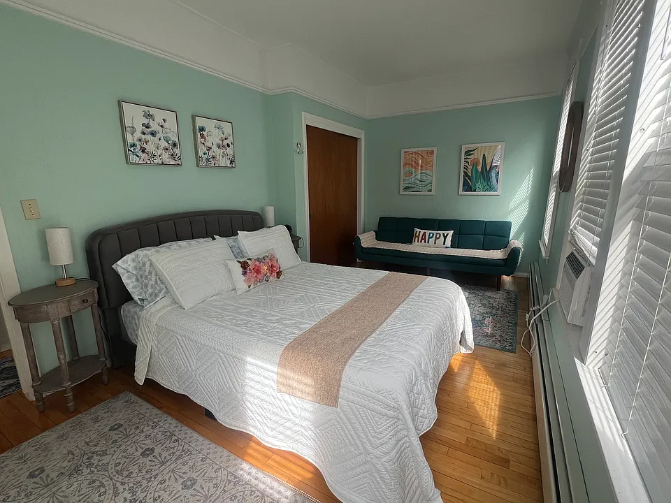 27 Morning St #2