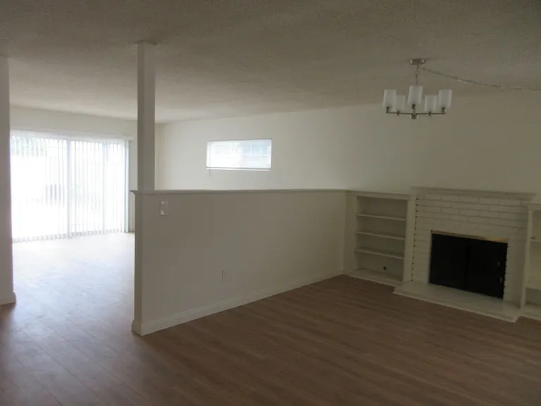 16016 Sunburst St — Photo 13