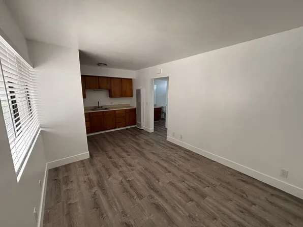 344 E Santa Anita Ave, Burbank, CA 91502