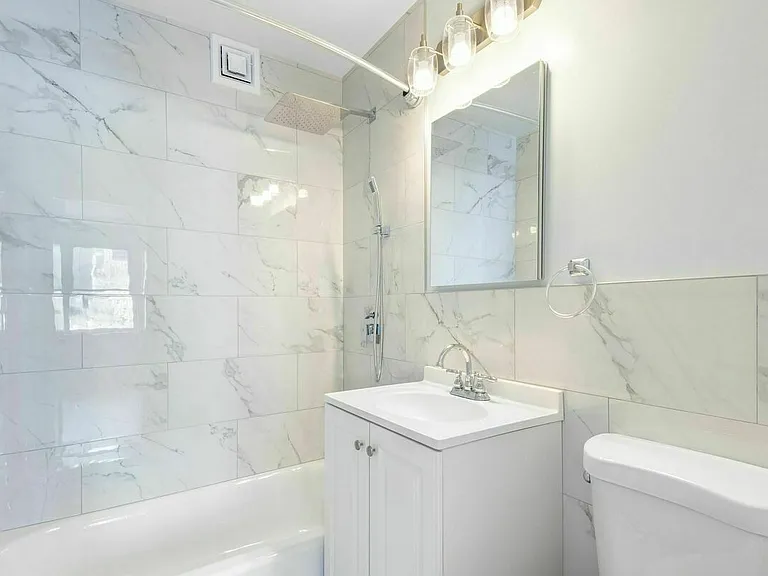 155 E 34th St #11B — Photo 12