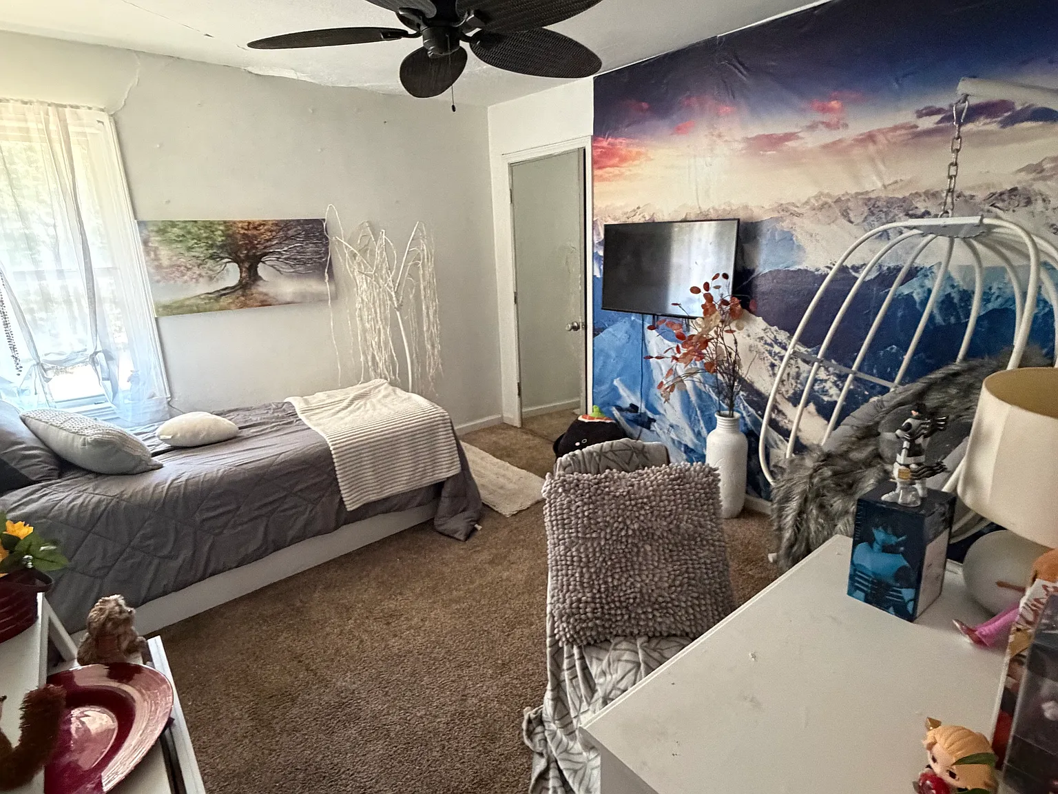 4 bed, 1000 sqft, $1,750 — Photo 2